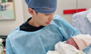 媒体人：邹阳早已领证 在人家得女时物化他们关系是否不合时宜？